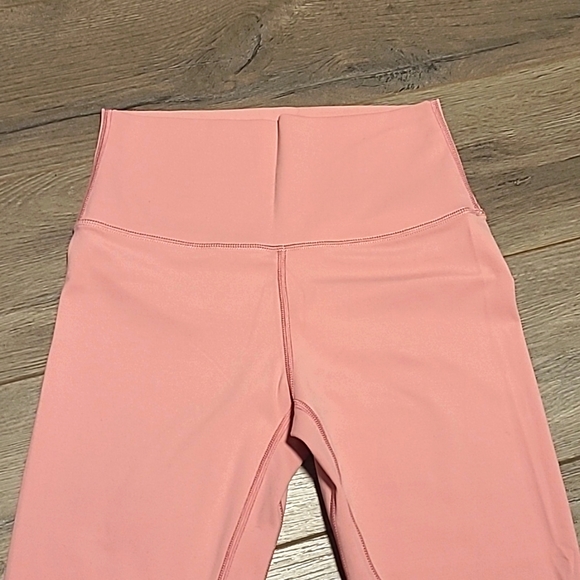 Lululemon capris - Picture 3 of 7